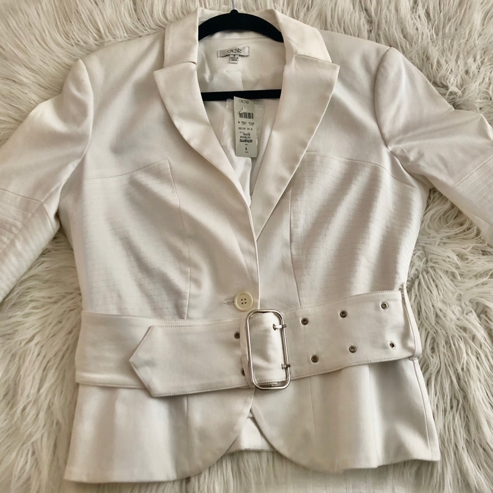 Cachè white novelty jacket
